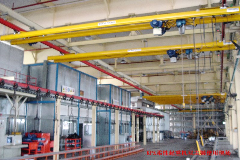 11KPK柔性起重機(jī)雙主梁使用現(xiàn)場.jpg